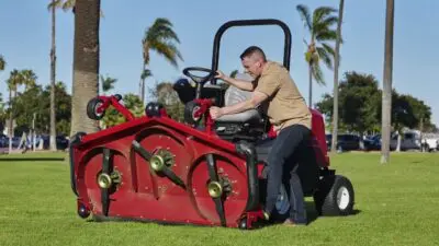 Product Spotlight: Groundsmaster 3300 by Toro