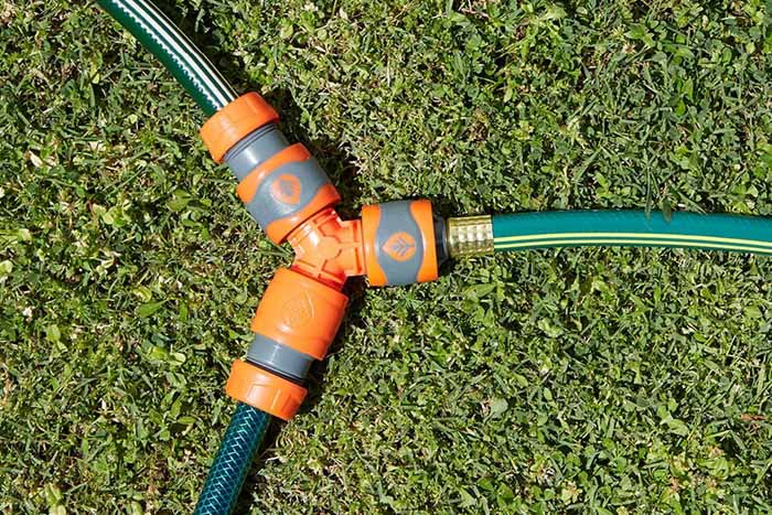 1010610-3-Way-Coupler-on-hose_edited