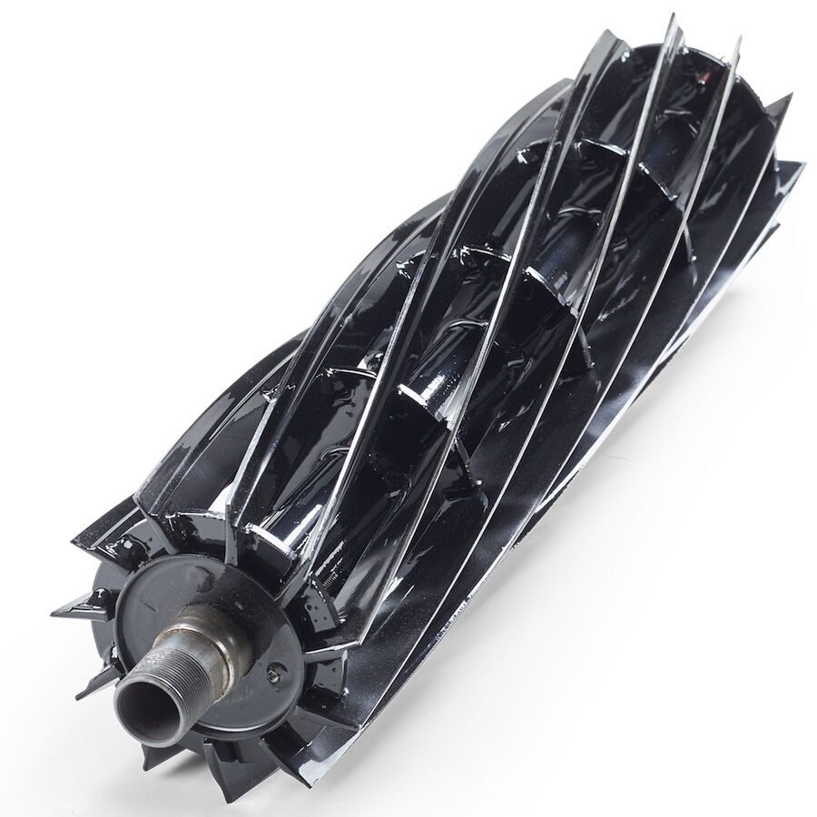 623_0152569e-c208-4e8f-9809-c6dfcfee23d3 Close-up of an 11-blade radial reel, showcasing its sleek black design and cutting edges