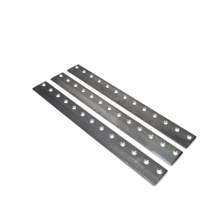 93-4262.jpg1 Three metal bedknives with holes for mounting, designed for precision cutting in mowing equipment