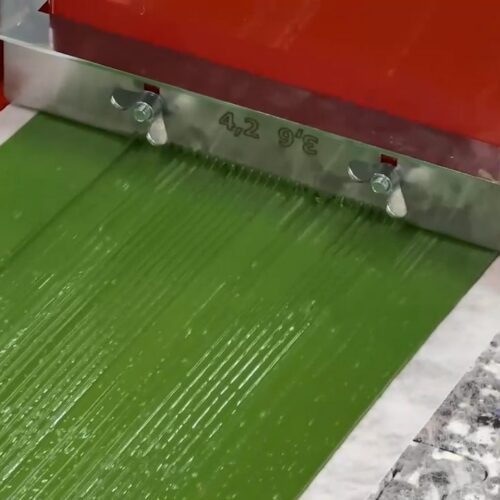 SMG Artificial Turf GlueFix GF300 - 300mm
