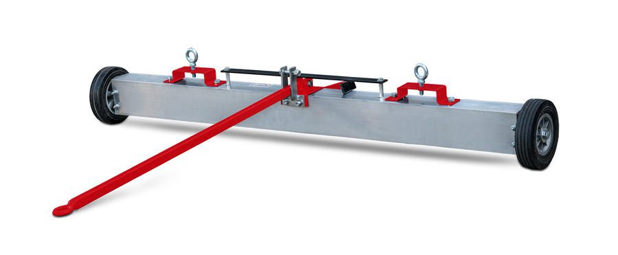 SMG SportsChamp Magnet Bar ML1500 attachment for synthetic surfaces SMG SportsChamp Magnet Bar ML1500 attachment for efficiently removing metal debris from synthetic surfaces