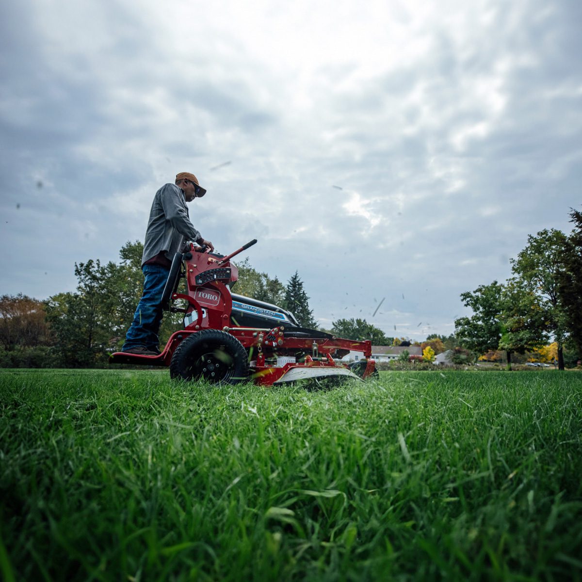 Toro Grandstand Revolution Action Shot 2 Toro Grandstand Revolution Action Shot 2