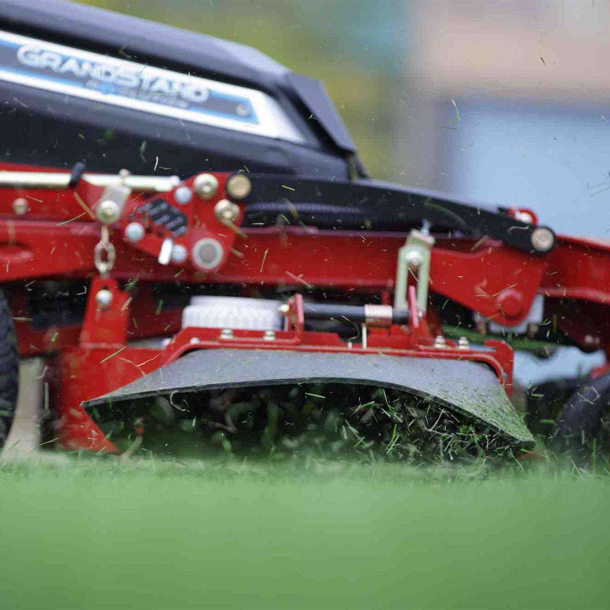 Toro Grandstand Revolution Action Shot 4 Toro Grandstand Revolution Action Shot 4