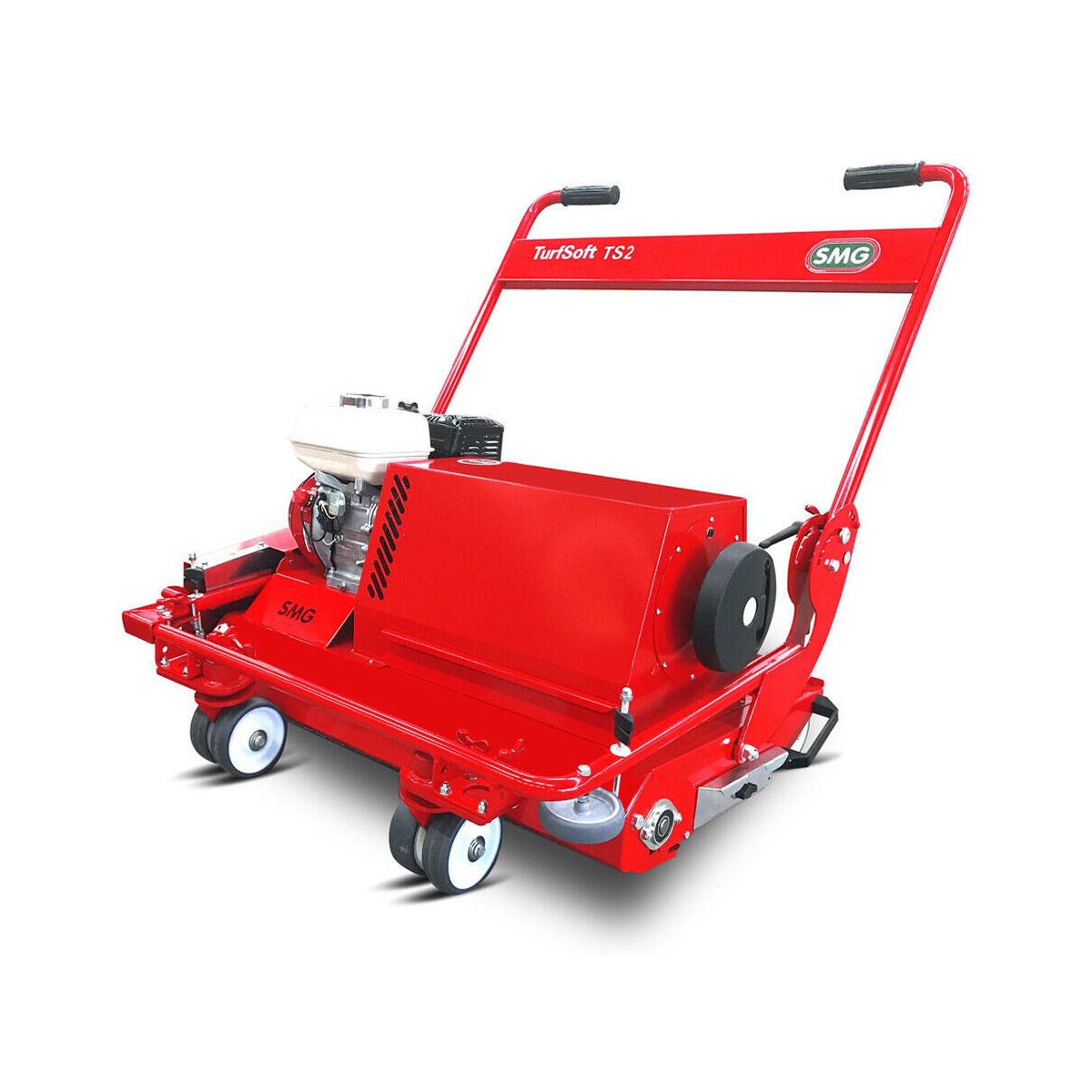 turfsoft-ts2-ts2e SQUARE SMG TurfSoft TS2, professional red artificial turf cleaner with mounted engine, designed for walk-behind operation on synthetic grass.