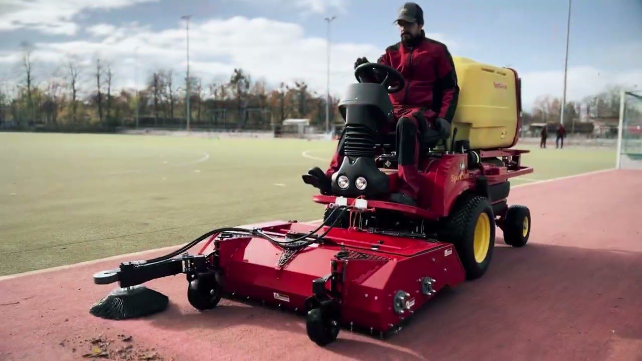 The SportChamp from SMG: The perfect solution for hockey field ...